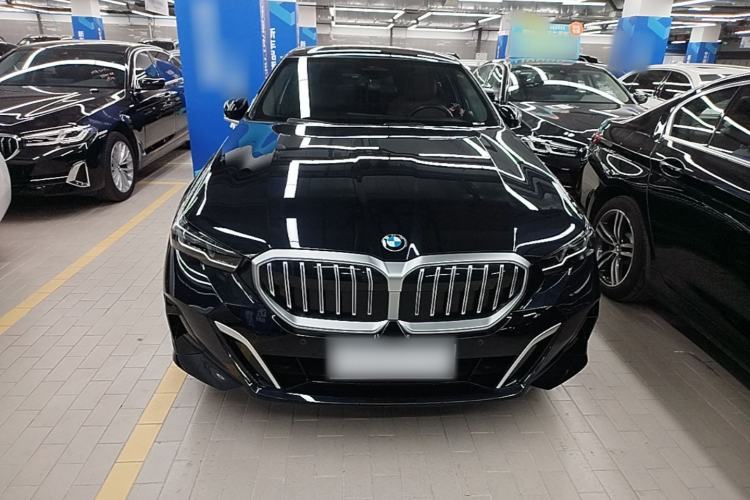 Used BMW 5 Series 2024 525Li M Sport Package Front