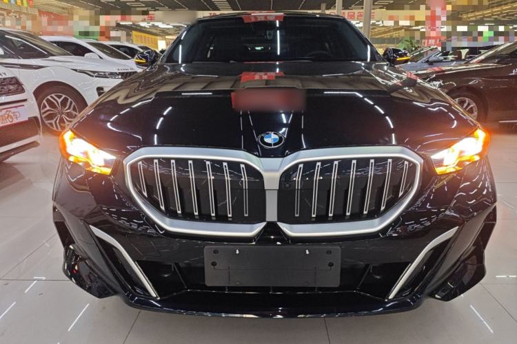 Used BMW 5 Series 2024 530Li Luxury Edition M Sport Package Front