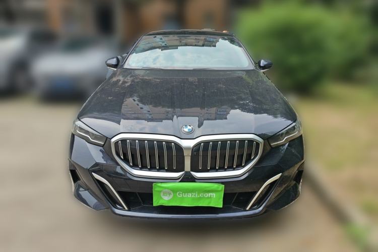 Used BMW 5 Series 2024 525Li M Sport Package Front