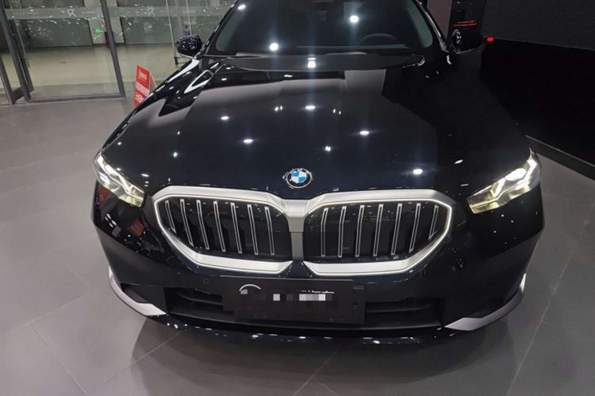 Used BMW 5 Series 2024 530Li Leading Luxury Package Front