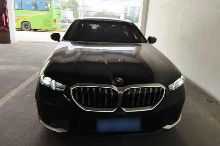 Used BMW 5 Series 2024 530Li Leading Luxury Package Front
