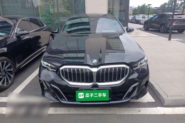 Used BMW 5 Series 2024 525Li M Sport Package Front