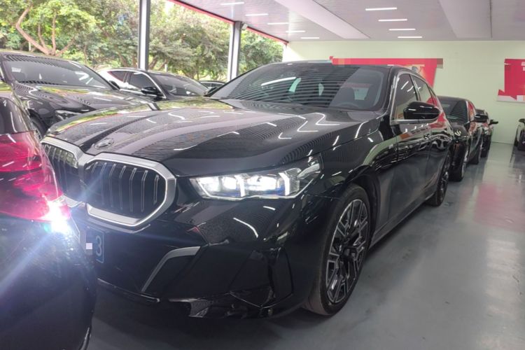 Used BMW 5 Series 2024 530Li Luxury Edition M Sport Package Front