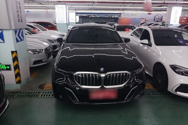 Used BMW 5 Series 2024 525Li M Sport Package Front