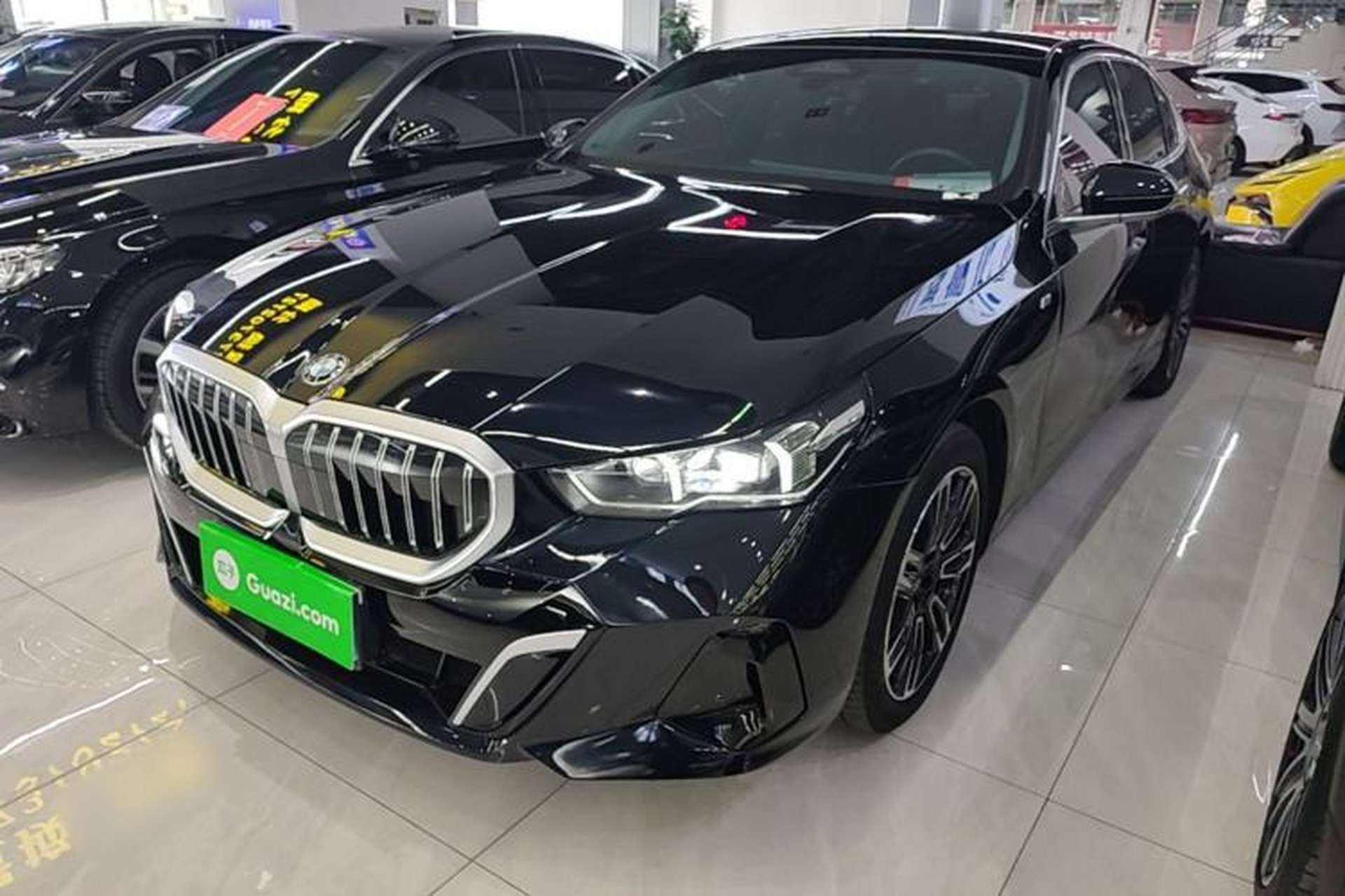 Used BMW 5 Series 2024 525Li M Sport Package Front Left 45 Deg
