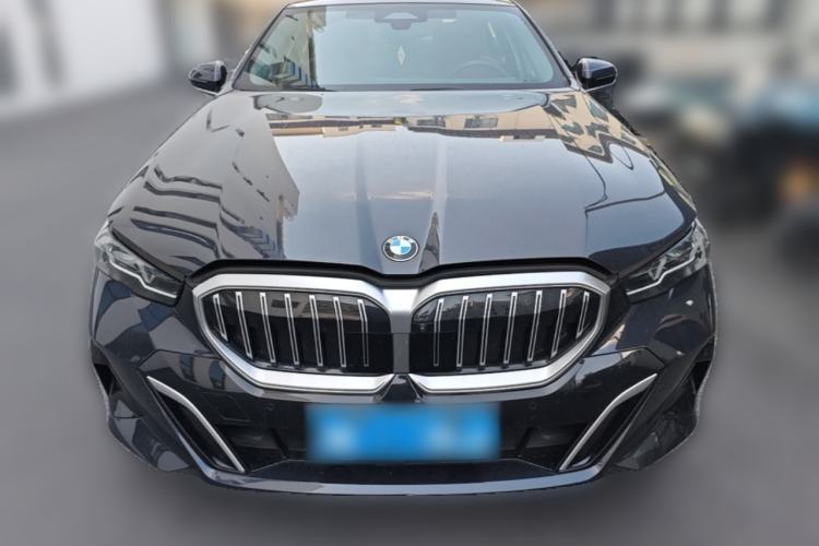 Used BMW 5 Series 2024 530Li Leading Model M Sport Package Front