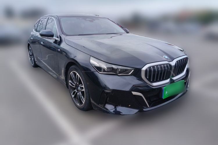 Used BMW 5 Series 2024 530Li xDrive M Sport Package Front Right 45 Deg
