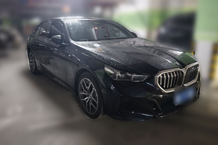 Used BMW 5 Series 2024 530i Leading Model M Sport Package Front Right 45 Deg