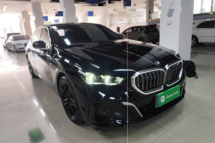 Used BMW 5 Series 2024 530Li Leading Model M Sport Package Front Right 45 Deg
