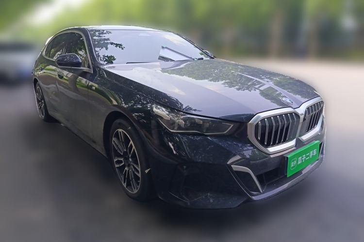 Used BMW 5 Series 2024 530Li Leading Model M Sport Package Front Right 45 Deg