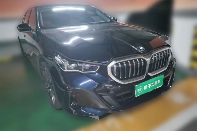 Used BMW 5 Series 2024 530Li Leading Model M Sport Package Front Right 45 Deg