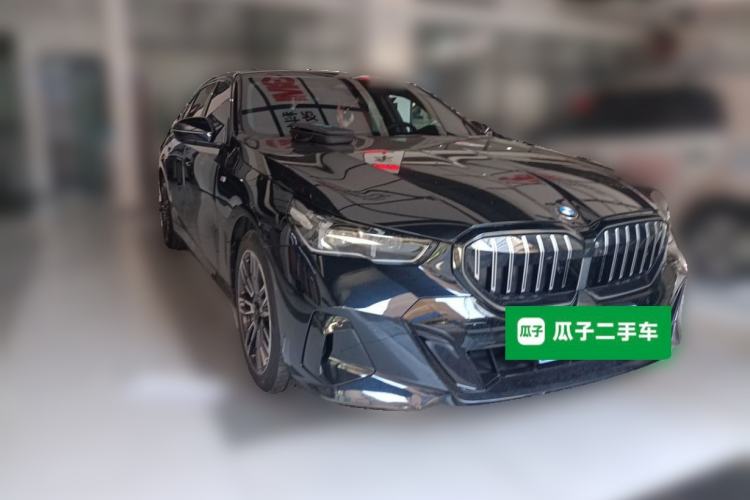 Used BMW 5 Series 2024 530Li Leading Model M Sport Package Front Right 45 Deg