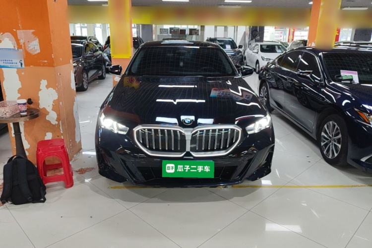 Used BMW 5 Series 2024 530Li Leading Model M Sport Package Front