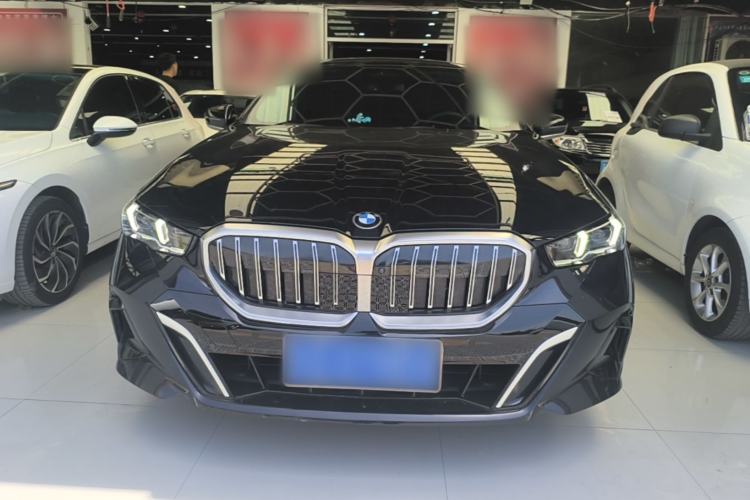 Used BMW 5 Series 2024 530Li Leading Model M Sport Package Front