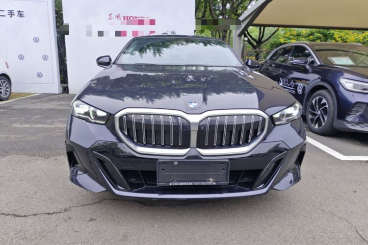 Used BMW 5 Series 2024 530Li Leading Model M Sport Package Front