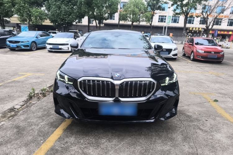 Used BMW 5 Series 2024 530Li Leading Model M Sport Package Front