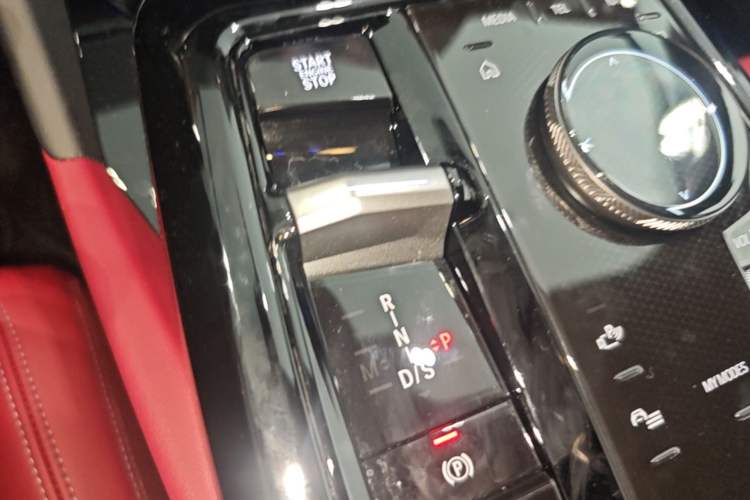Used BMW 5 Series 2024 530Li Leading Luxury Package Gear Lever