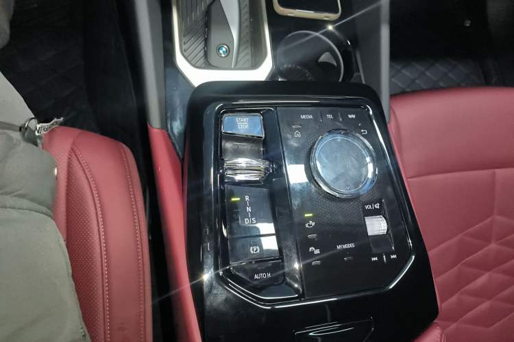 Used BMW 5 Series 2024 530Li Luxury Package Premium Edition Gear Lever