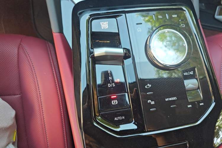 Used BMW 5 Series 2024 525Li M Sport Package Gear Lever