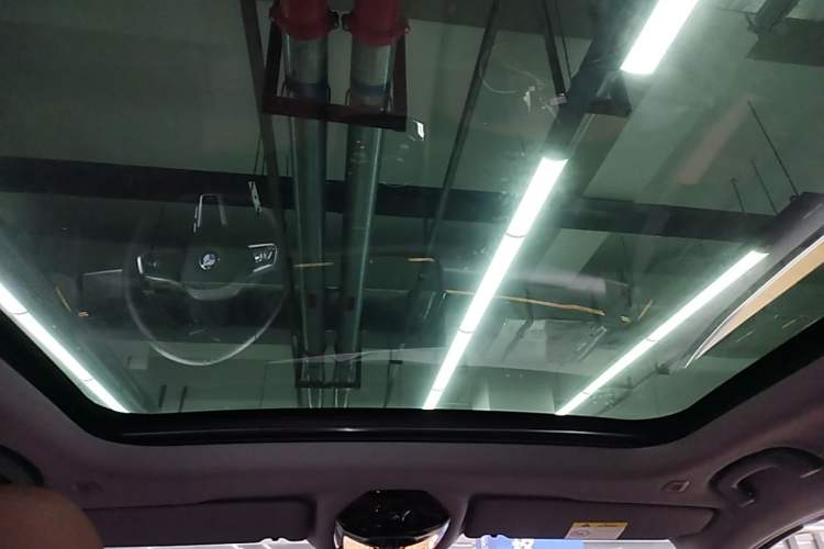 Used BMW 5 Series 2024 525Li M Sport Package Headliner