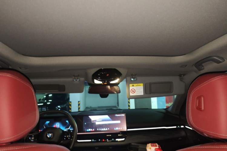 Used BMW 5 Series 2024 525Li Luxury Package Headliner
