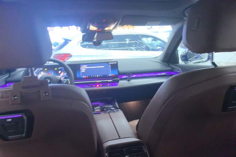 Used BMW 5 Series 2024 530Li Leading Model M Sport Package Headliner