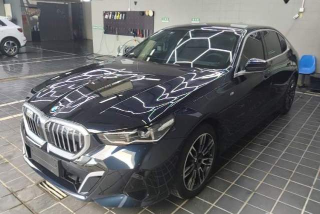 Used BMW 5 Series 2024 530Li Leading Model M Sport Package