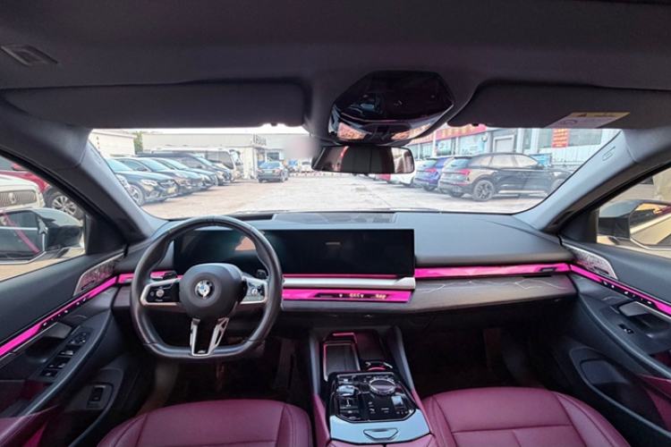 Used BMW 5 Series 2024 530Li Luxury Edition M Sport Package Interior 1