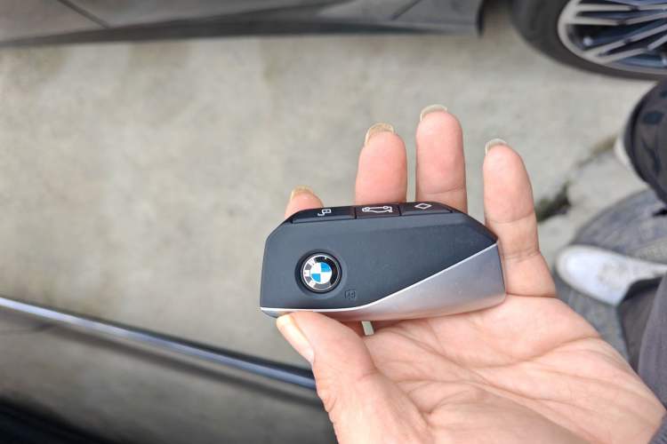 Used BMW 5 Series 2024 525i M Sport Package Interior 1