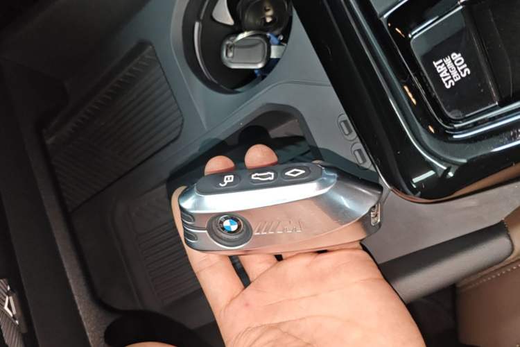 Used BMW 5 Series 2024 530Li Leading Luxury Package Interior 1