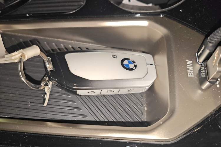 Used BMW 5 Series 2024 530Li Luxury Edition M Sport Package Interior 1