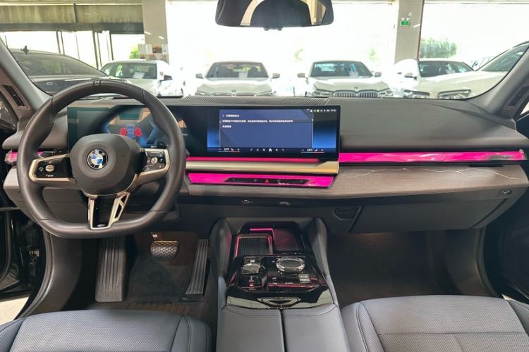 Used BMW 5 Series 2024 530Li Luxury Edition M Sport Package Interior 11
