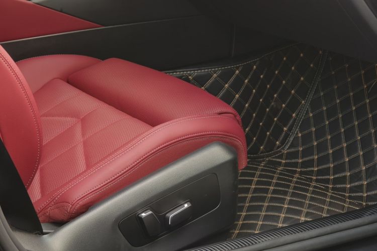 Used BMW 5 Series 2024 530i Leading Model M Sport Package Interior 11