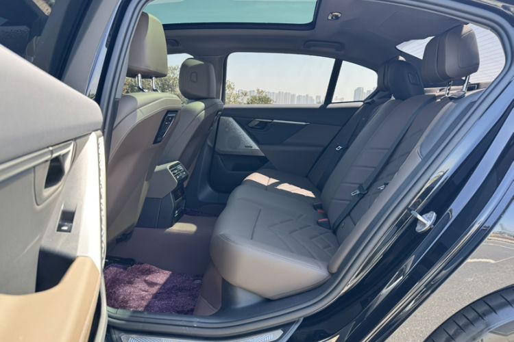 Used BMW 5 Series 2024 530Li Leading Model M Sport Package Interior 2