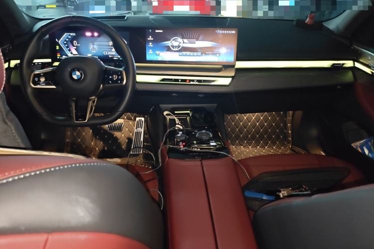 Used BMW 5 Series 2024 530Li Luxury Edition M Sport Package Interior 2