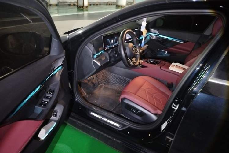 Used BMW 5 Series 2024 530Li Leading Model M Sport Package Interior 3