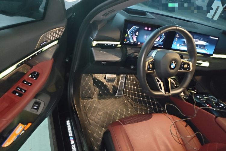 Used BMW 5 Series 2024 530Li Luxury Edition M Sport Package Interior 3