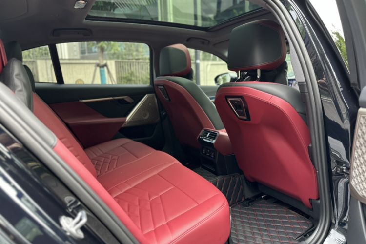 Used BMW 5 Series 2024 530Li Luxury Edition M Sport Package Interior 5