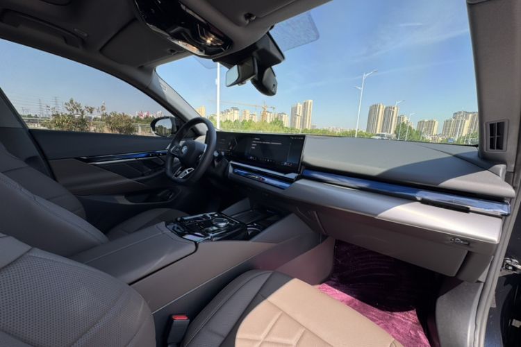 Used BMW 5 Series 2024 530Li Leading Model M Sport Package Interior 5