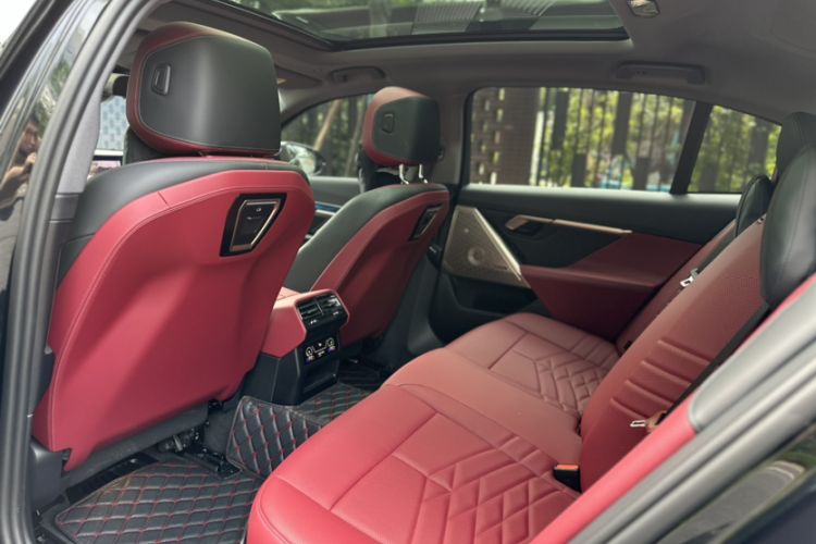Used BMW 5 Series 2024 530Li Luxury Edition M Sport Package Interior 6