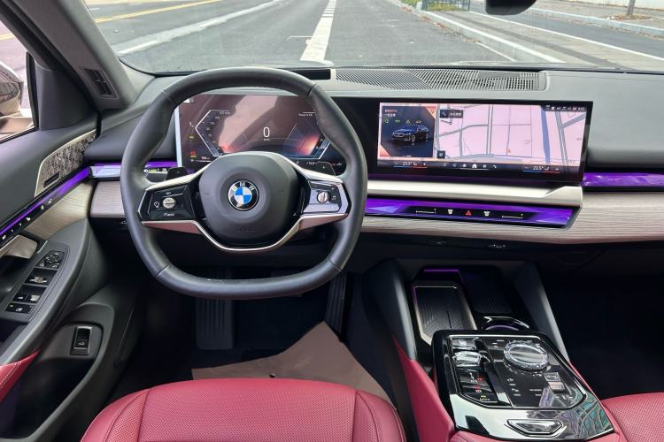 Used BMW 5 Series 2024 530Li Luxury Package Premium Edition Interior 6