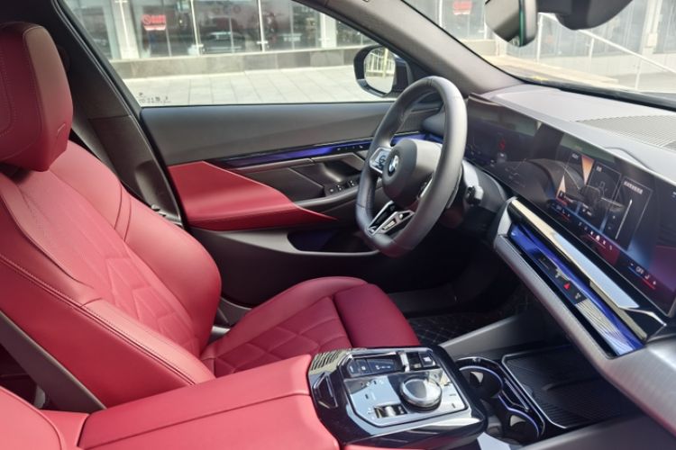 Used BMW 5 Series 2024 530i Leading Model M Sport Package Interior 7