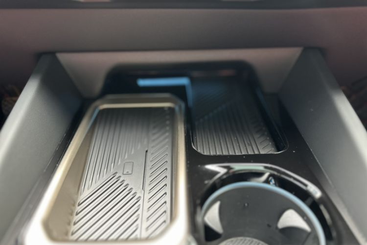 Used BMW 5 Series 2024 530Li Luxury Edition M Sport Package Interior 7