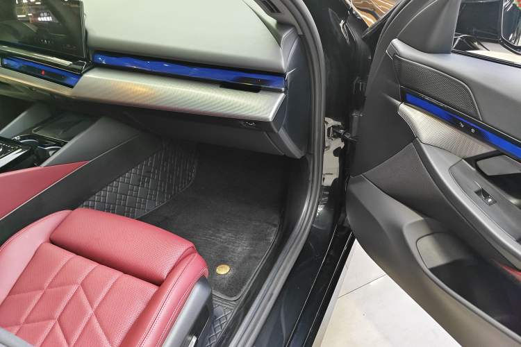 Used BMW 5 Series 2024 525i M Sport Package Interior 8