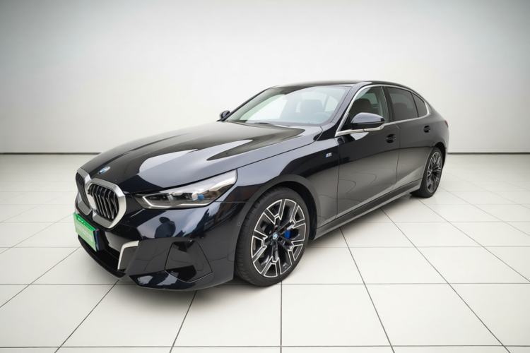 Ojetý BMW 5 Series 2024 530Li Luxury Edition M Sport Package Guazi used car, China used car export, Used car for sale, Used  cars, Cheapest cars for sale