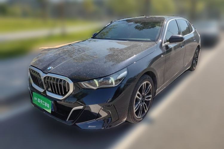 Used BMW 5 Series 2024 530Li Luxury Edition M Sport Package Guazi used car, China used car export, Used car for sale, Used BMW cars, Cheapest cars for sale