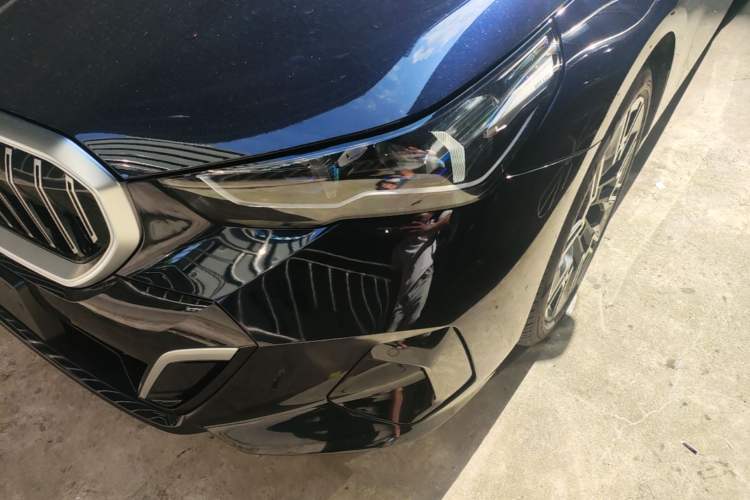 Used BMW 5 Series 2024 530Li Luxury Edition M Sport Package Left Front Headlight