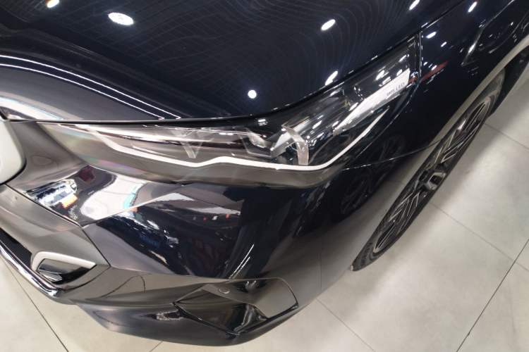 Used BMW 5 Series 2024 525Li M Sport Package Left Front Headlight