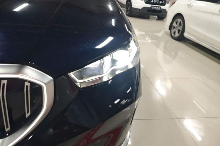 Used BMW 5 Series 2024 530Li Leading Luxury Package Left Front Headlight
