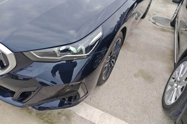 Used BMW 5 Series 2024 525i M Sport Package Left Front Headlight